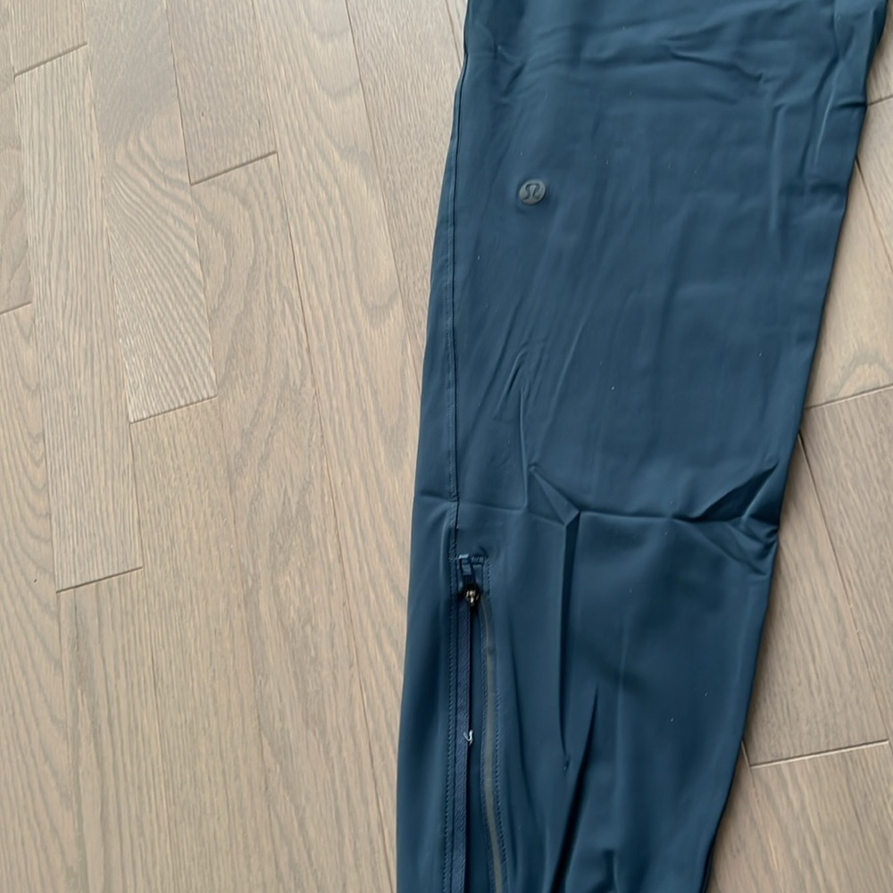 Lululemon Surge Jogger (Mens) sz Small in Iron Blue (Brand New with Tag) - Picture 4 of 6
